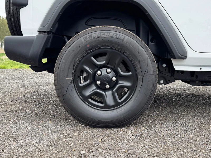Pickup truck Jeep Wrangler 4x4 3.0 Diesel UNLIMITED SPORT 5 DOORS - EURO 6 - NEW!! LARGE QUANTITY AVAILABLE!!: picture 13