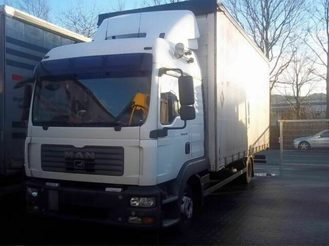 MAN 8.240TGL Euro:4 G.Haus/Hochdach Klima Stand - Curtain side truck: picture 1 MAN 8.240TGL Euro:4 G.Haus/Hochdach Klima Stand - Curtain side truck: picture 1