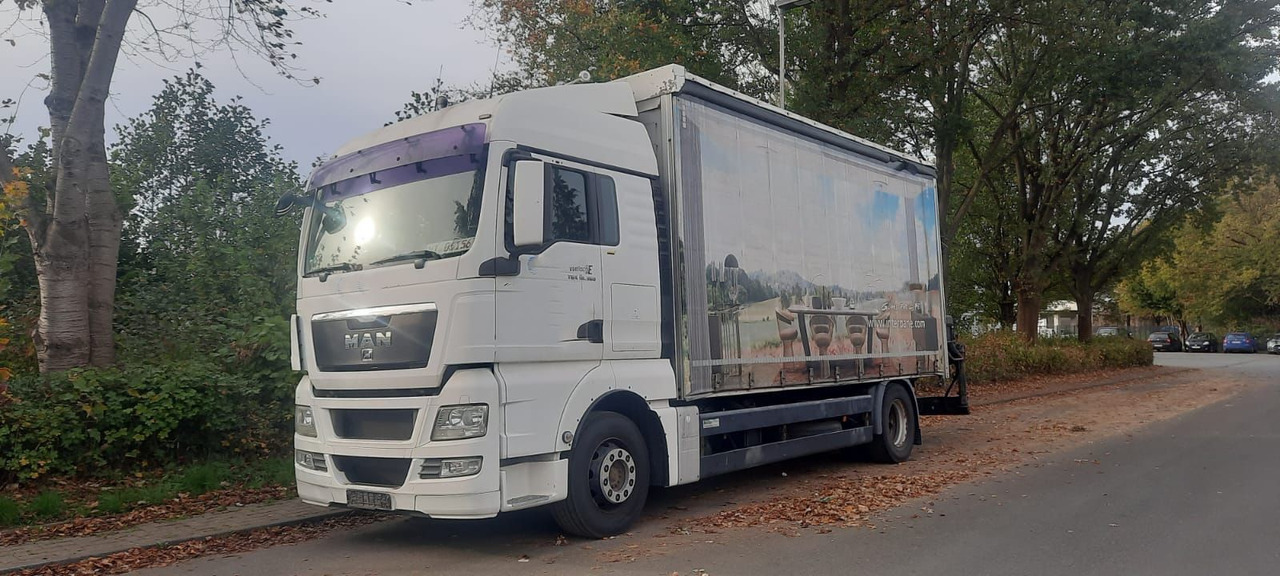 MAN TGX 18.360PS 4x2 G.Haus Kran+Funk - Curtain side truck, Crane truck: picture 1 MAN TGX 18.360PS 4x2 G.Haus Kran+Funk - Curtain side truck, Crane truck: picture 1