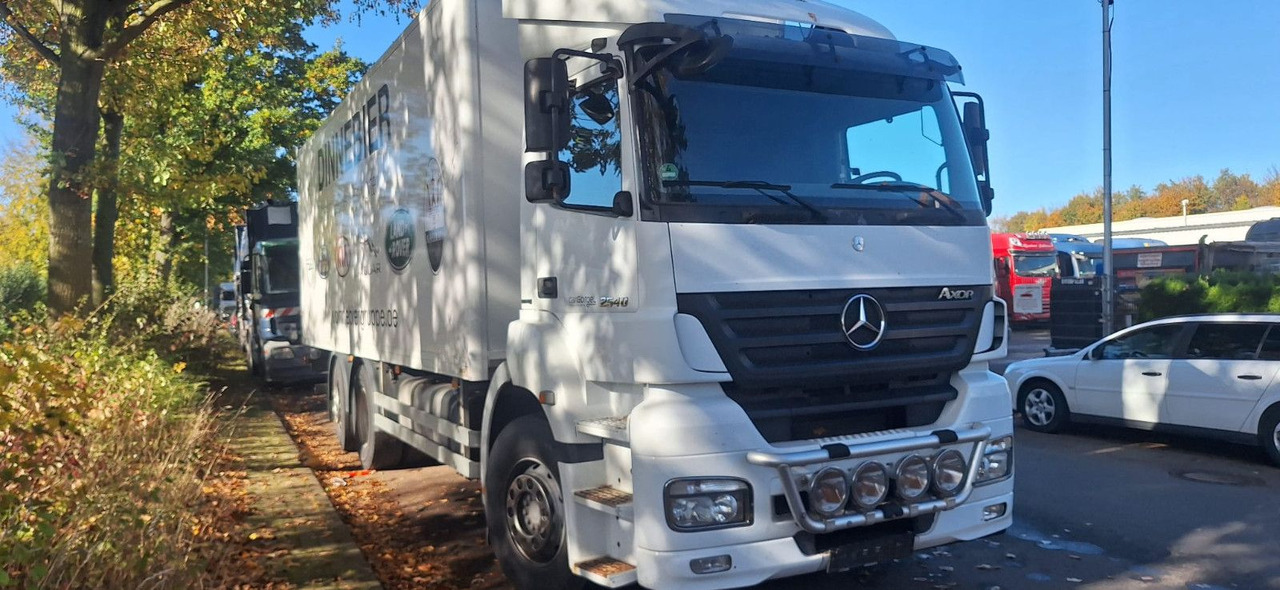 Mercedes-Benz 2540 Koffer mit LBW - Box truck: picture 3 Mercedes-Benz 2540 Koffer mit LBW - Box truck: picture 3
