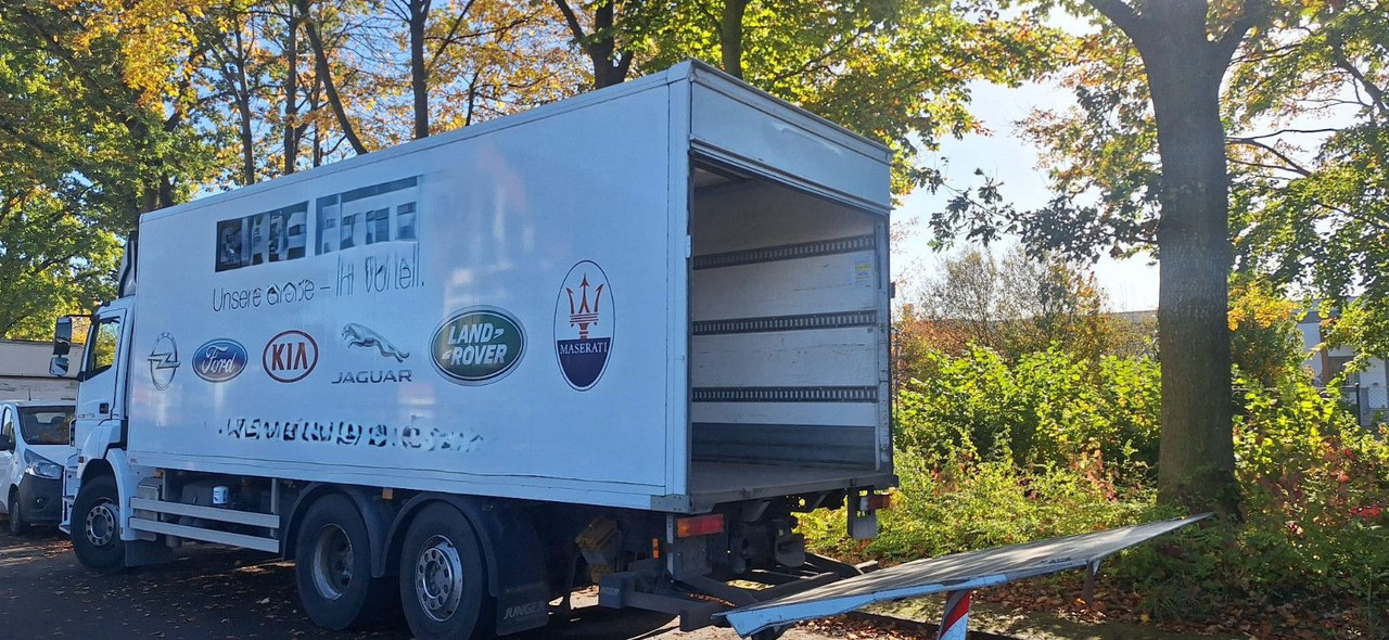 Mercedes-Benz 2540 Koffer mit LBW - Box truck: picture 4 Mercedes-Benz 2540 Koffer mit LBW - Box truck: picture 4