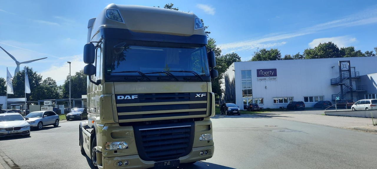 DAF 105-460 Super Spacs G.Haus/Hoch German - Tractor unit: picture 2 DAF 105-460 Super Spacs G.Haus/Hoch German - Tractor unit: picture 2