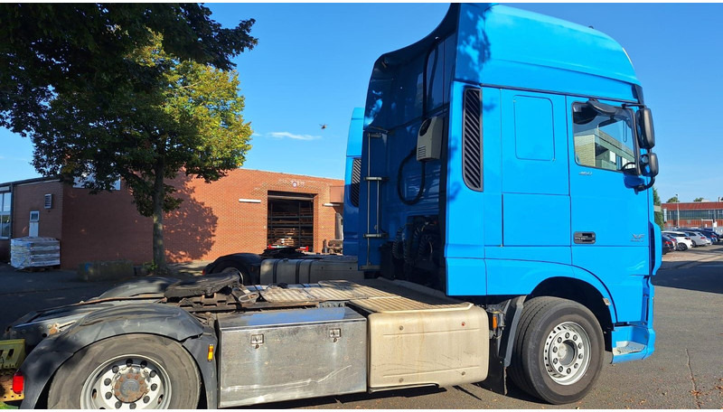 DAF XF460FT SZM - Tractor unit: picture 4 DAF XF460FT SZM - Tractor unit: picture 4