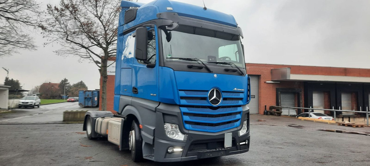 Mercedes-Benz 1845 SZM Actros - Tractor unit: picture 1 Mercedes-Benz 1845 SZM Actros - Tractor unit: picture 1