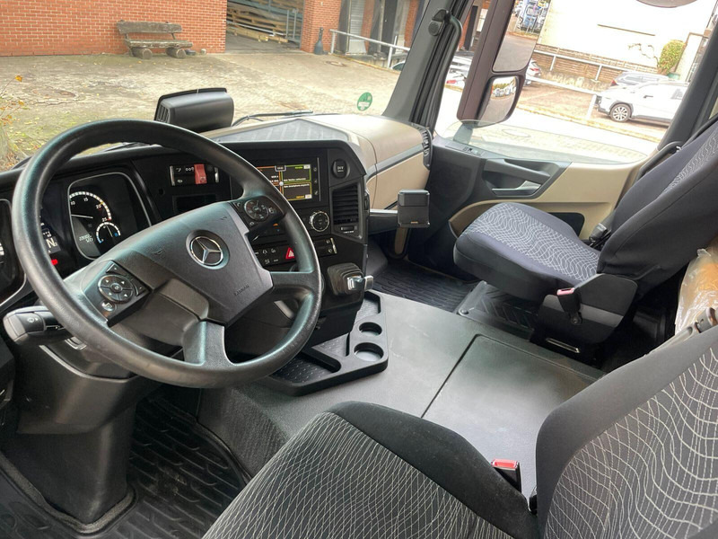Mercedes-Benz Actros 1843 - Tractor unit: picture 3 Mercedes-Benz Actros 1843 - Tractor unit: picture 3