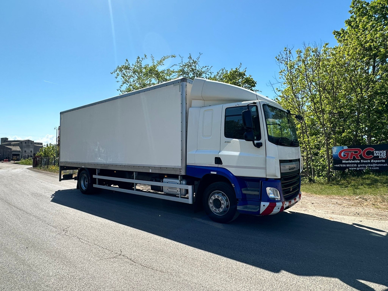 2016 DAF CF 220 Rigid Truck - Box truck: picture 2 2016 DAF CF 220 Rigid Truck - Box truck: picture 2