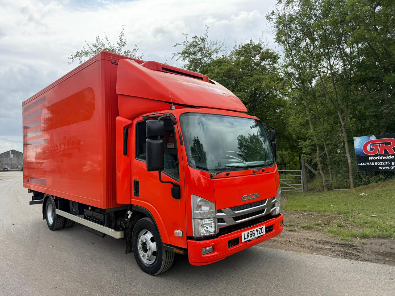 2016 Izuzu Refrigerated Truck - Refrigerator truck: picture 5 2016 Izuzu Refrigerated Truck - Refrigerator truck: picture 5