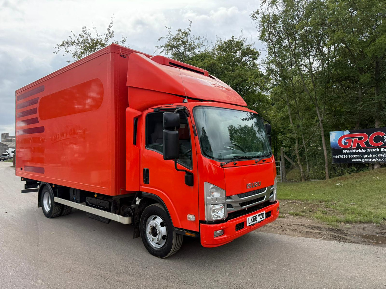 2016 Izuzu Refrigerated Truck - Refrigerator truck: picture 1 2016 Izuzu Refrigerated Truck - Refrigerator truck: picture 1