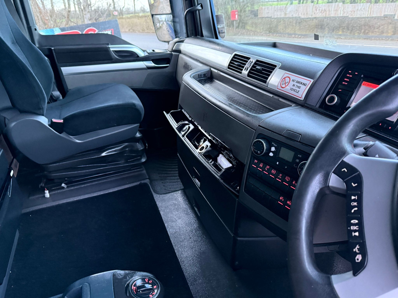 Tractor unit 2015 MAN TGX 26 Tractor Unit: picture 35