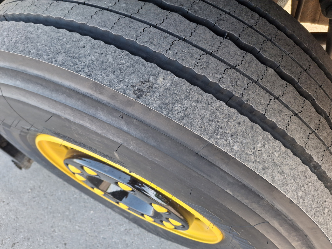 Road sweeper VOLVO FMX 420 Zamiatarka Kehrmaschine Euro 6 PM2.5 BROCK VS 7 TECH Karcher L/R 2145 Mth 2021r: picture 20 Road sweeper VOLVO FMX 420 Zamiatarka Kehrmaschine Euro 6 PM2.5 BROCK VS 7 TECH Karcher L/R 2145 Mth 2021r: picture 20