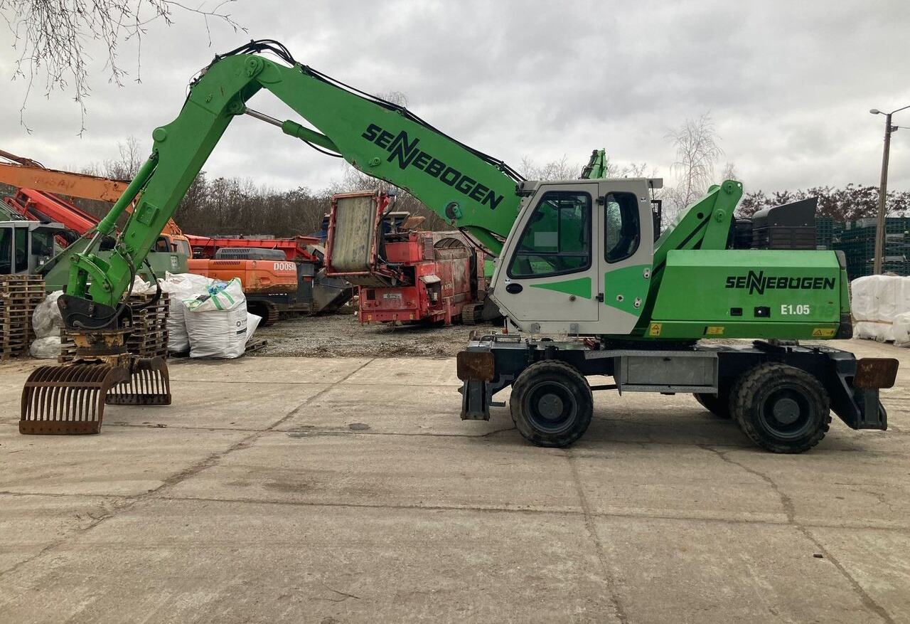 Sennebogen 818 M - Waste/ Industry handler: picture 1 Sennebogen 818 M - Waste/ Industry handler: picture 1