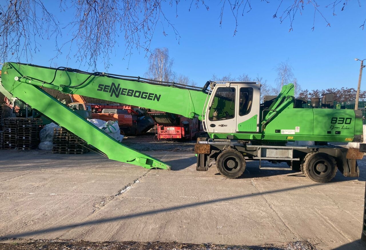 Waste/ Industry handler Sennebogen 830: picture 12