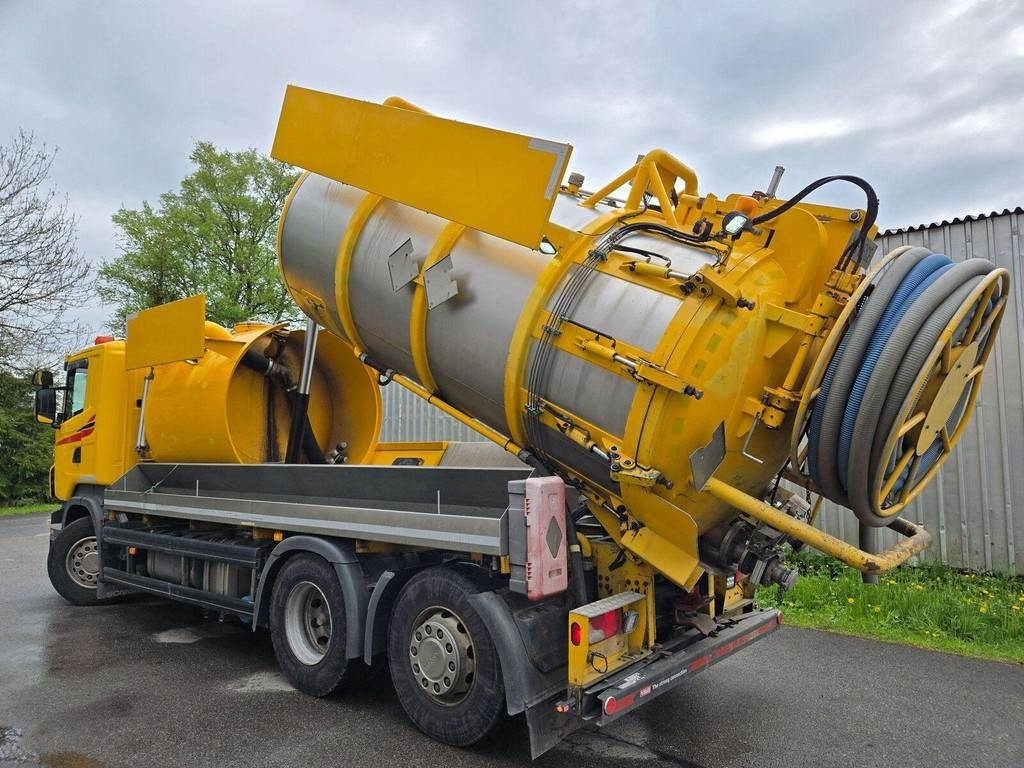 Scania R420 6X2 ADR AMPHITECH VORTEX 13m³  - Vacuum truck: picture 2 Scania R420 6X2 ADR AMPHITECH VORTEX 13m³  - Vacuum truck: picture 2