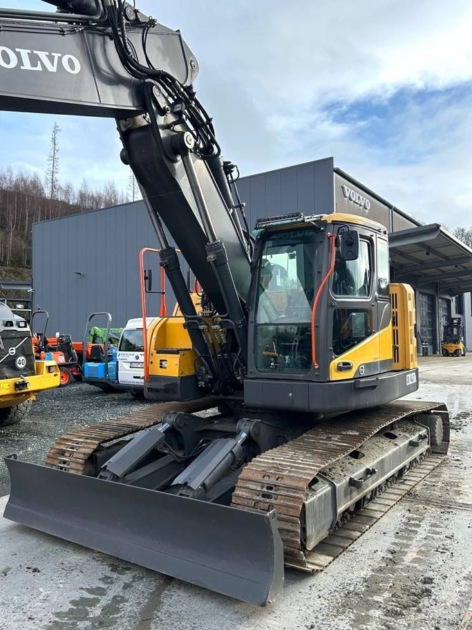 Volvo ECR 235 D - Crawler excavator: picture 2 Volvo ECR 235 D - Crawler excavator: picture 2