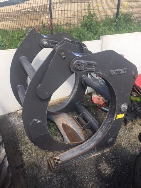Volvo Holzgreifer Mod. 80832 für Radlader - Grapple for Construction machinery: picture 1 Volvo Holzgreifer Mod. 80832 für Radlader - Grapple for Construction machinery: picture 1