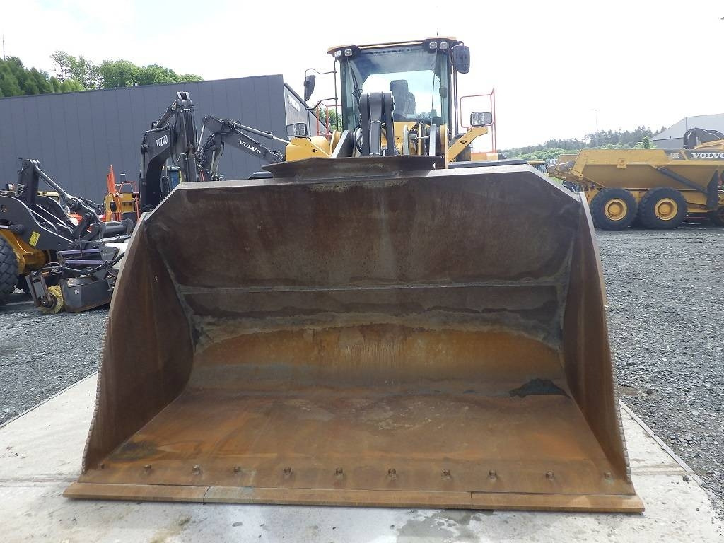 Volvo L 220 H - Wheel loader: picture 2 Volvo L 220 H - Wheel loader: picture 2