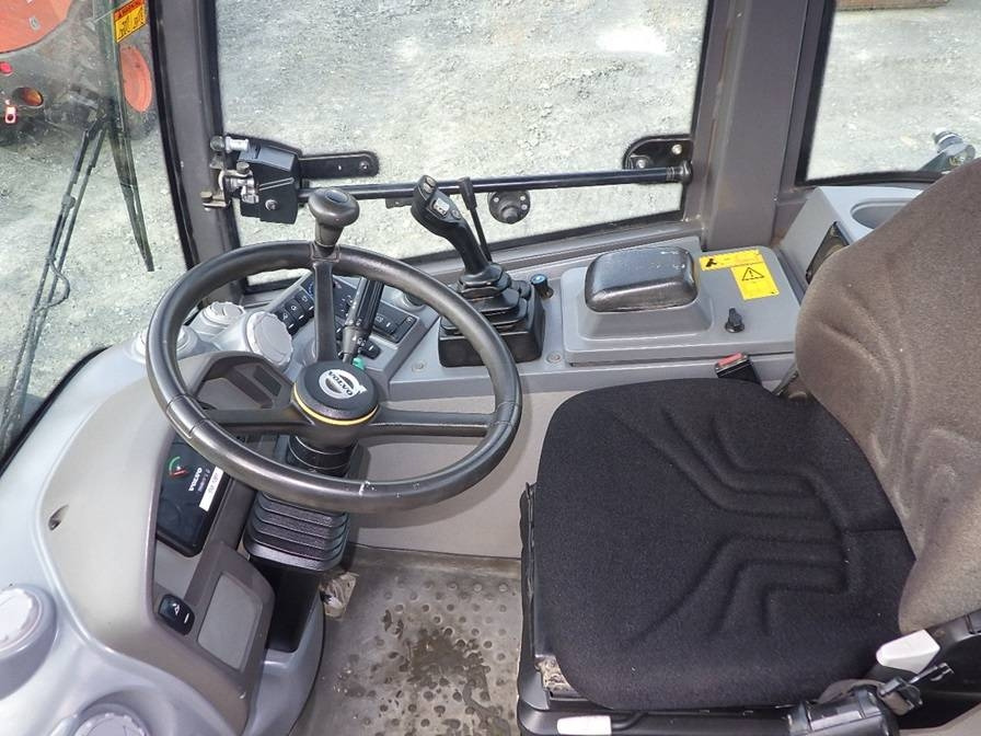 Volvo L 25 F  leasing Volvo L 25 F: picture 8