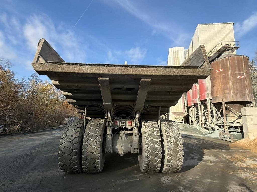 CAT 775 F - Rigid dumper/ Rock truck: picture 5 CAT 775 F - Rigid dumper/ Rock truck: picture 5