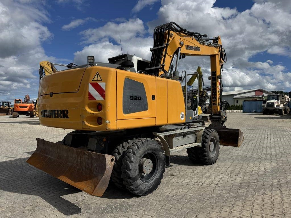 Liebherr A 920 Litronic - Wheel excavator: picture 2 Liebherr A 920 Litronic - Wheel excavator: picture 2