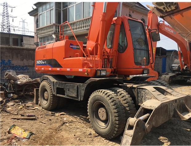 2018 Doosan DH210 - Wheel excavator: picture 4 2018 Doosan DH210 - Wheel excavator: picture 4