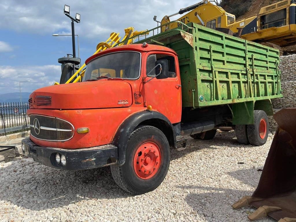 Mercedes-Benz 1620LA 334 - Tipper: picture 1 Mercedes-Benz 1620LA 334 - Tipper: picture 1