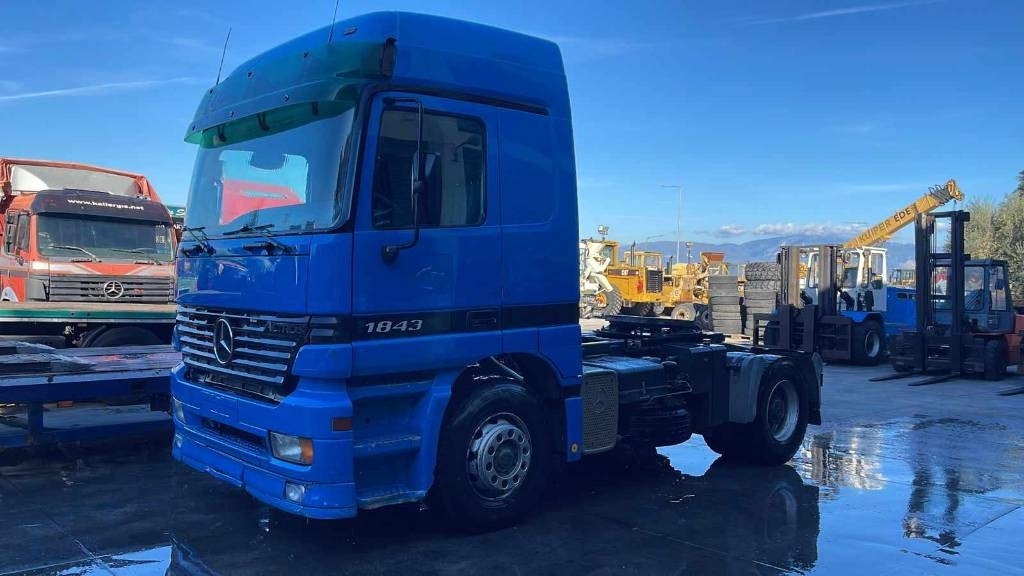 Mercedes-Benz 1843 - Tractor unit: picture 1 Mercedes-Benz 1843 - Tractor unit: picture 1