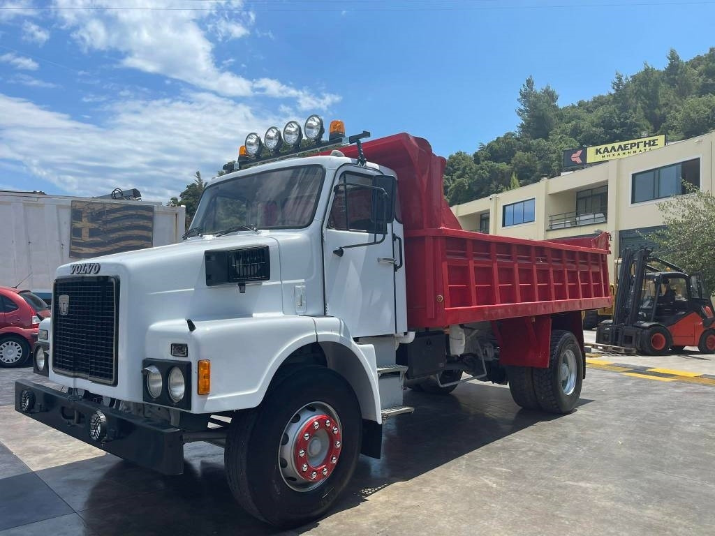 Volvo N10 ST - Tipper: picture 2 Volvo N10 ST - Tipper: picture 2