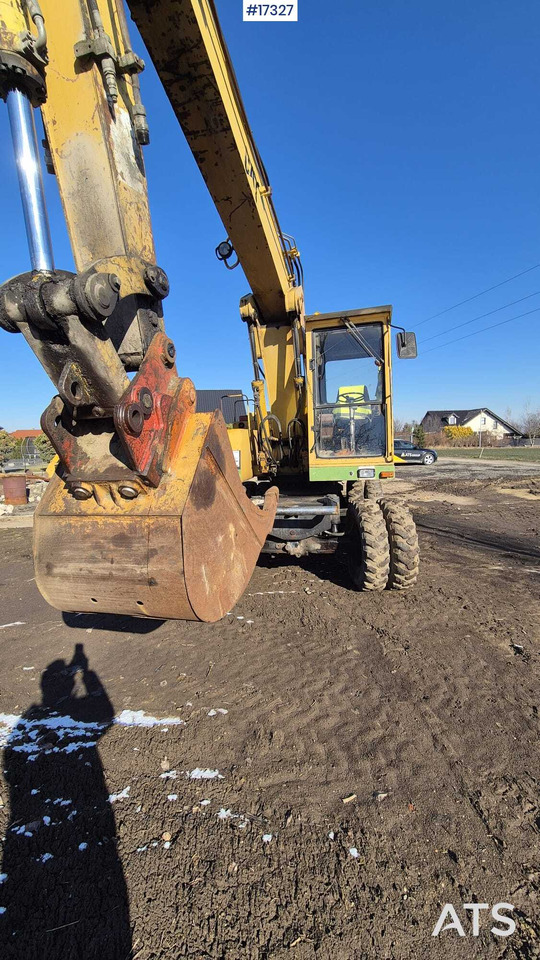 CATERPILLAR 212B FT wheeled excavator (1996) - Wheel excavator: picture 4 CATERPILLAR 212B FT wheeled excavator (1996) - Wheel excavator: picture 4