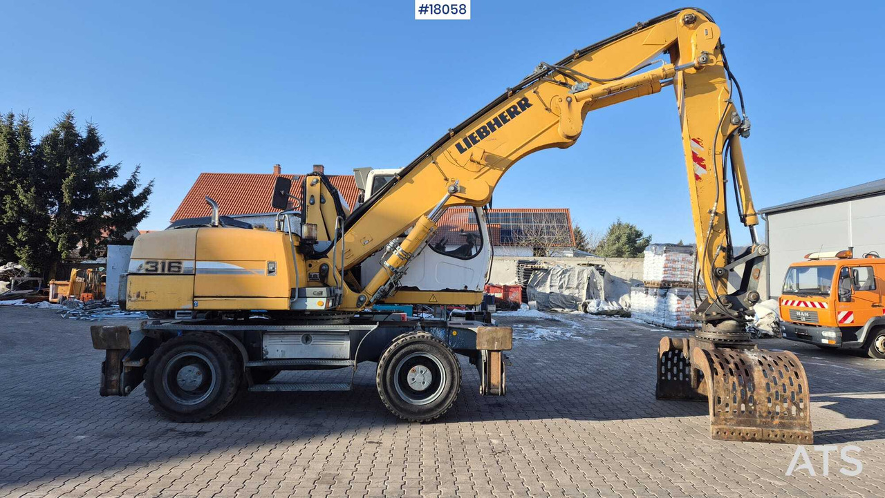 Koparka przeładunkowa LIEBHERR A316 LITRONIC (2010) - Waste/ Industry handler: picture 3 Koparka przeładunkowa LIEBHERR A316 LITRONIC (2010) - Waste/ Industry handler: picture 3
