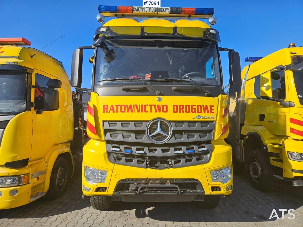 Specjalistyczny pojazd ratunkowy Mercedes Benz Arocs 4853 8x8 (2021) - Tow truck: picture 3 Specjalistyczny pojazd ratunkowy Mercedes Benz Arocs 4853 8x8 (2021) - Tow truck: picture 3