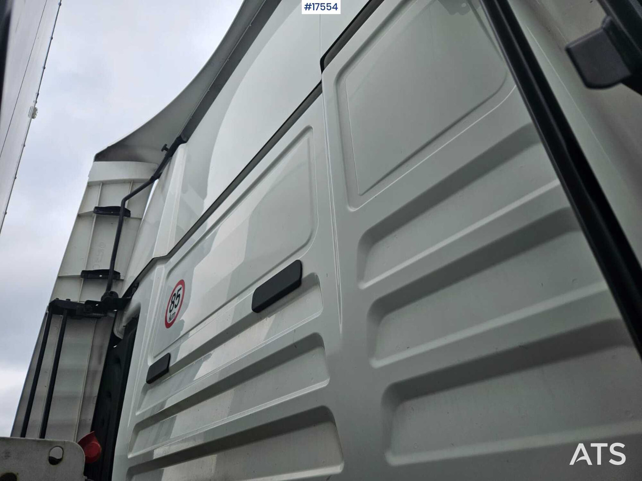 Tractor unit 2015 MAN TGX 18.440: picture 9