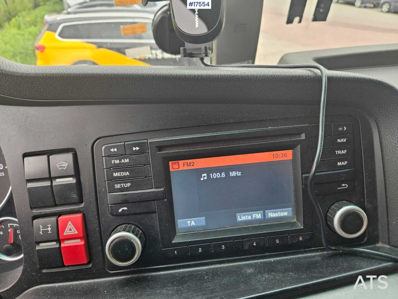 Tractor unit 2015 MAN TGX 18.440: picture 16