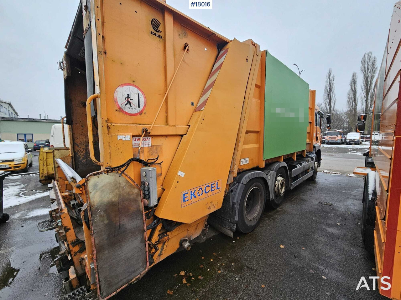 Garbage truck Truck MAN TGA 26.320 (2007) with EKOCEL MEDIUM XL garbage truck body.: picture 6 Garbage truck Truck MAN TGA 26.320 (2007) with EKOCEL MEDIUM XL garbage truck body.: picture 6
