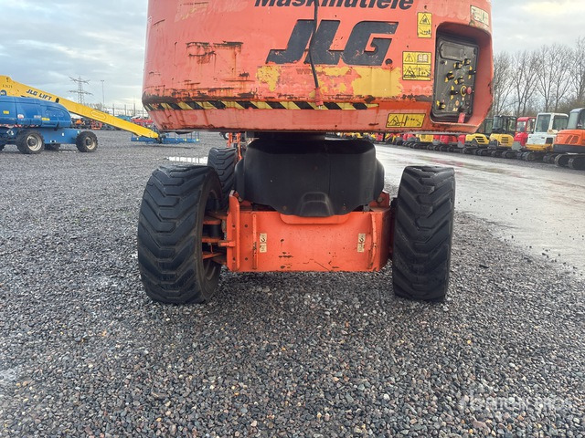 2006 JLG 1350SJP 4WD Diesel (Inoperable) Telescopic Boom Lift - Telescopic boom: picture 5 2006 JLG 1350SJP 4WD Diesel (Inoperable) Telescopic Boom Lift - Telescopic boom: picture 5