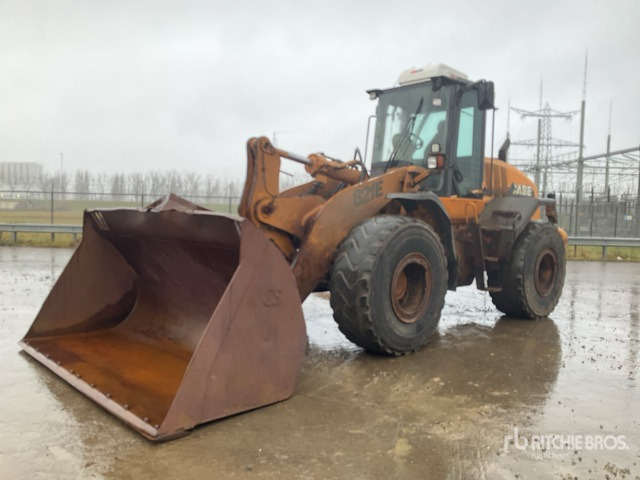 2008 Case 821E Wheel Loader - Wheel loader: picture 1 2008 Case 821E Wheel Loader - Wheel loader: picture 1