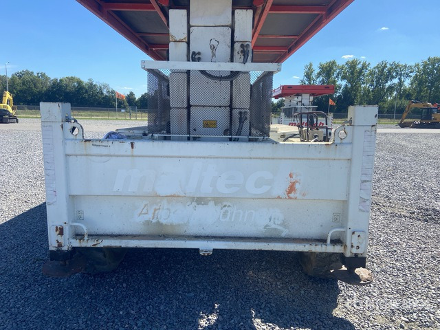 2008 JLG 210-25 Diesel Scissor Lift - Scissor lift: picture 5 2008 JLG 210-25 Diesel Scissor Lift - Scissor lift: picture 5