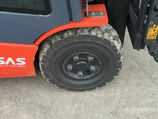 2013 Toyota 8FBMT16 1600 kg Electric Forklift - Electric forklift: picture 5 2013 Toyota 8FBMT16 1600 kg Electric Forklift - Electric forklift: picture 5