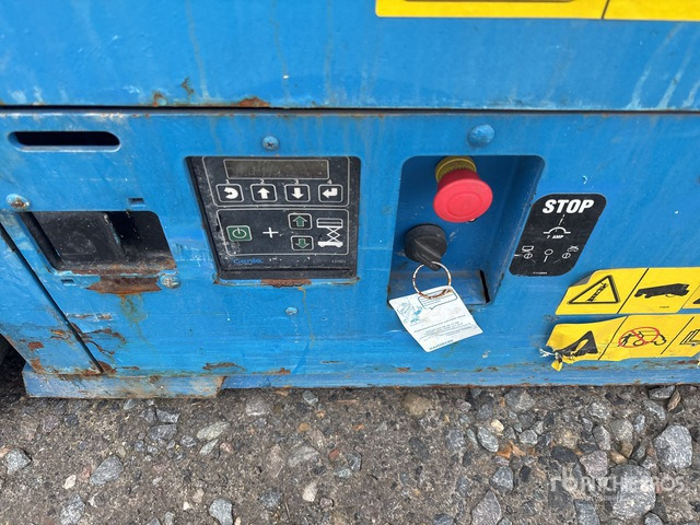 2015 Genie GS1932 Electric Scissor Lift - Scissor lift: picture 5 2015 Genie GS1932 Electric Scissor Lift - Scissor lift: picture 5