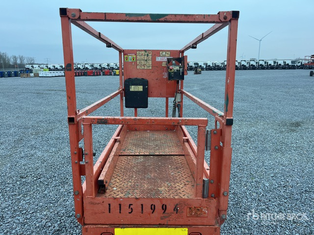 2015 JLG R6 Electric (Inoperable) Scissor Lift - Scissor lift: picture 4 2015 JLG R6 Electric (Inoperable) Scissor Lift - Scissor lift: picture 4