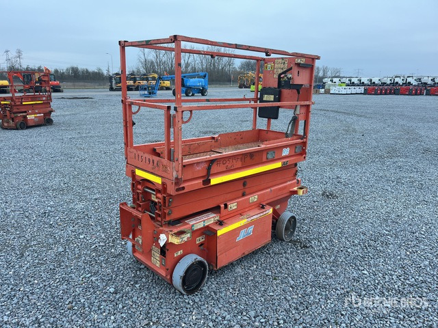 2015 JLG R6 Electric (Inoperable) Scissor Lift - Scissor lift: picture 3 2015 JLG R6 Electric (Inoperable) Scissor Lift - Scissor lift: picture 3