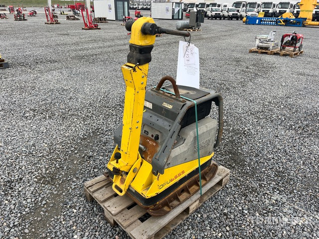 2016 Wacker Neuson DPU6555Heh Vibratory Plate Compactor - Vibratory plate: picture 3 2016 Wacker Neuson DPU6555Heh Vibratory Plate Compactor - Vibratory plate: picture 3