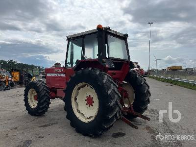 INTERNATIONAL HARVESTER 1255A - Farm tractor: picture 2 INTERNATIONAL HARVESTER 1255A - Farm tractor: picture 2