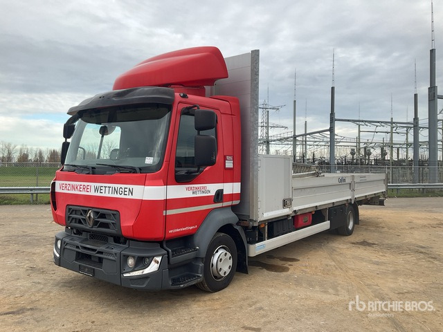 Renault D12.240 Flatbed Truck with Crane - Dropside/ Flatbed truck, Crane truck: picture 1 Renault D12.240 Flatbed Truck with Crane - Dropside/ Flatbed truck, Crane truck: picture 1