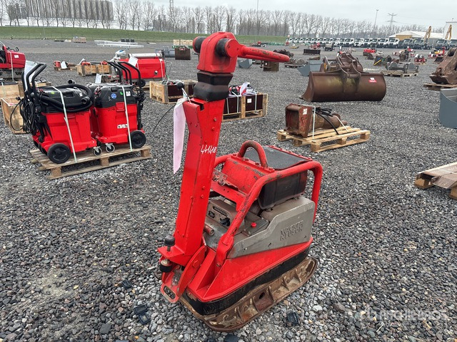 Wacker Neuson Vibratory Plate Compactor - Vibratory plate: picture 3 Wacker Neuson Vibratory Plate Compactor - Vibratory plate: picture 3