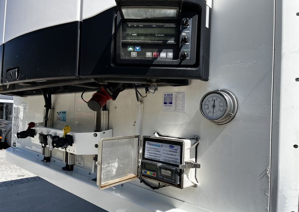 Refrigerator semi-trailer Schmitz Cargobull Chłodnia // 2010 Rok // 2 osie podnoszone // Doppelstock // Kosz paletowy //: picture 11 Refrigerator semi-trailer Schmitz Cargobull Chłodnia // 2010 Rok // 2 osie podnoszone // Doppelstock // Kosz paletowy //: picture 11