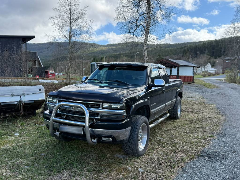 Chevrolet Silverado 2500 4x4 LT - Pickup truck: picture 1 Chevrolet Silverado 2500 4x4 LT - Pickup truck: picture 1