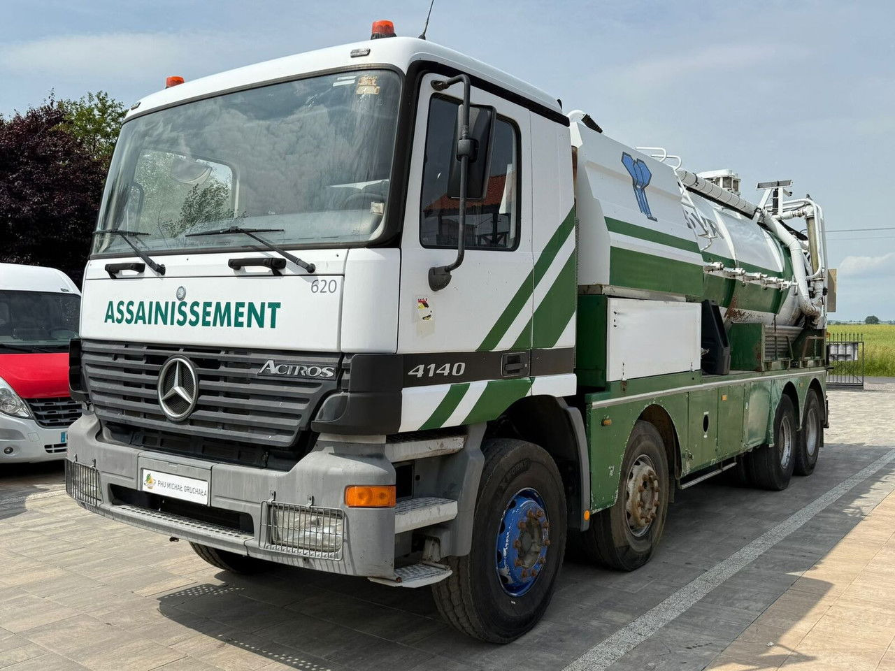 Mercedes-Benz Actros 4140 8x4 Wóz Asenizacyjny Beczkowóz 16500 Litrów - Vacuum truck: picture 3 Mercedes-Benz Actros 4140 8x4 Wóz Asenizacyjny Beczkowóz 16500 Litrów - Vacuum truck: picture 3