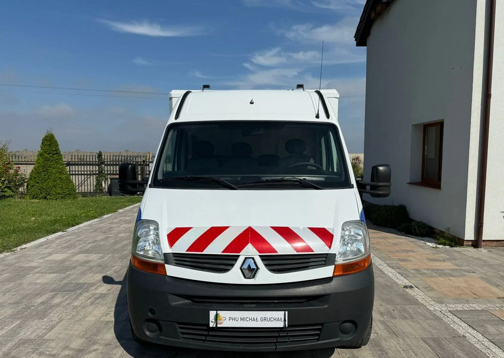 Renault Master - Combi van: picture 2 Renault Master - Combi van: picture 2