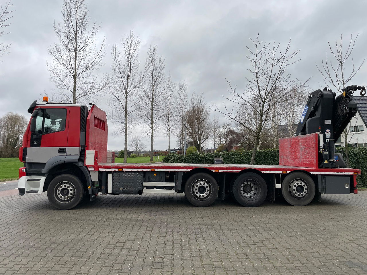 Iveco Stralis 360 with HMF 4020 K5 crane - Crane truck: picture 3 Iveco Stralis 360 with HMF 4020 K5 crane - Crane truck: picture 3