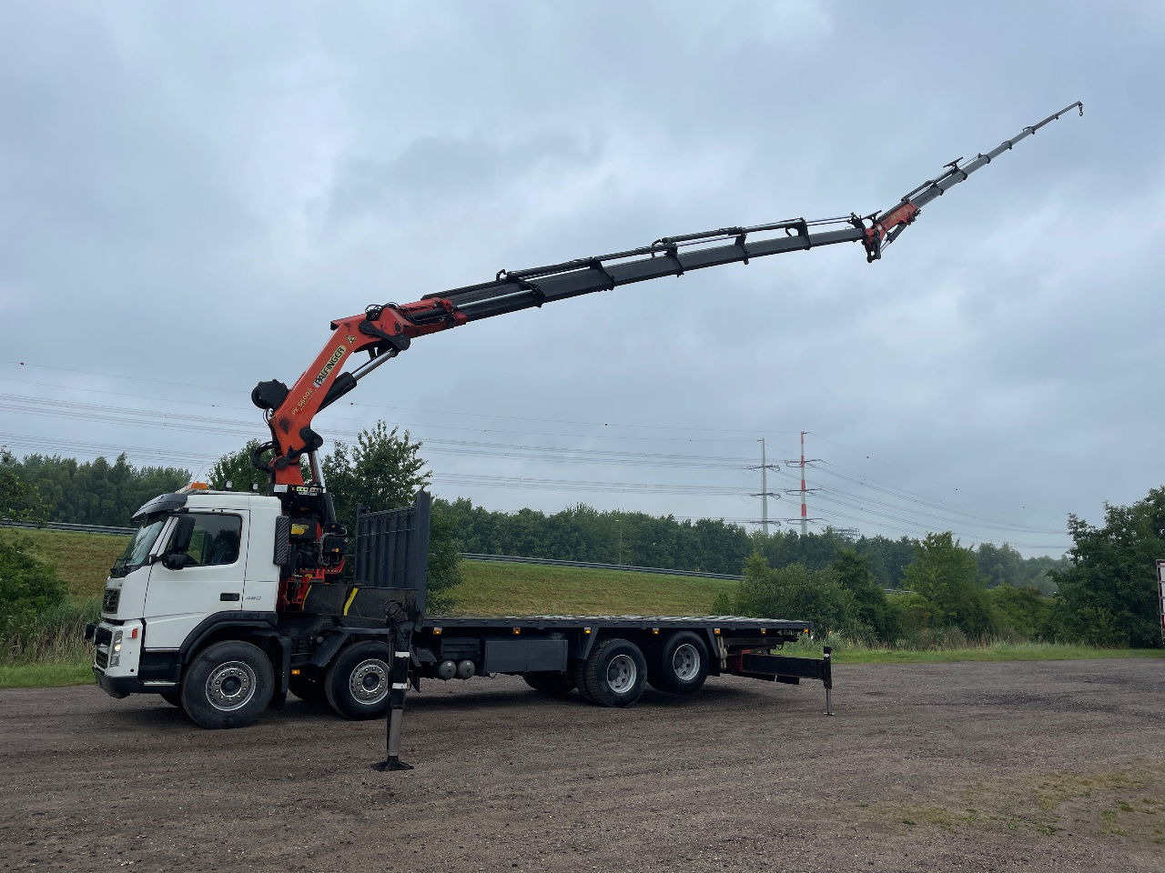 Volvo FM 12.420 with palfinger PK56002 with jib and winch, excellent condition - Crane truck: picture 2 Volvo FM 12.420 with palfinger PK56002 with jib and winch, excellent condition - Crane truck: picture 2
